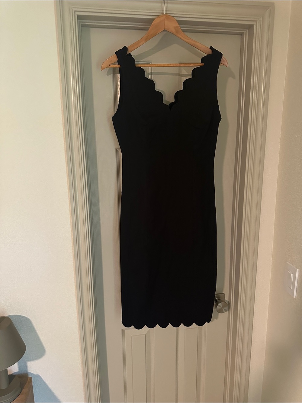Banana Republic Black Scalloped Sheath Midi Dress